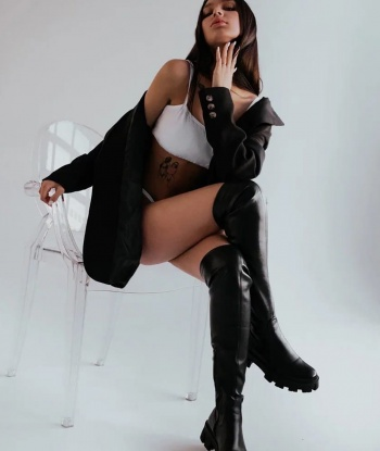 Встречусь для приятной компании в Москве. У меня есть множество способов доставить тебе удовольствие и расслабление. Мои услуги включают классический секс, оральные ласки, ролевые игры и многое другое. Я уверена, что ты останешься доволен нашими встречами, также я могу поделиться отзывами предыдущих клиентов. Для подробностей и фото свяжись со мной. Жду именно тебя! 😘🌹🔥 2915, 19 лет